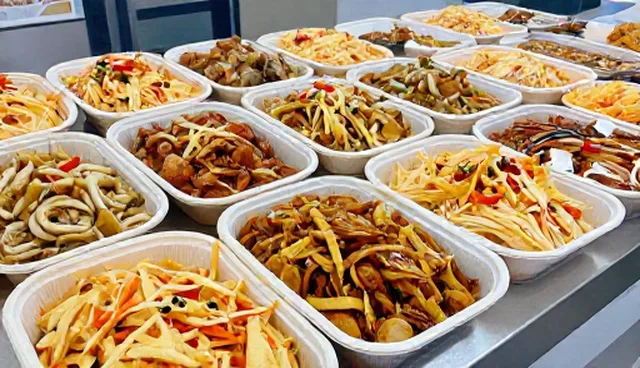食材供应中的性能表现与实际环节分析